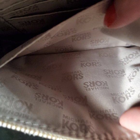 Michael Kors brown and white wristlet - Picture 5 of 8